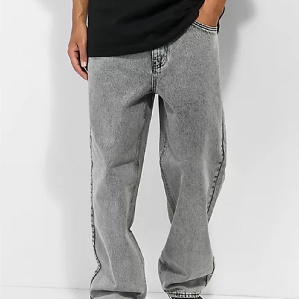 Empyre Men's Relaxed Gray Jeans